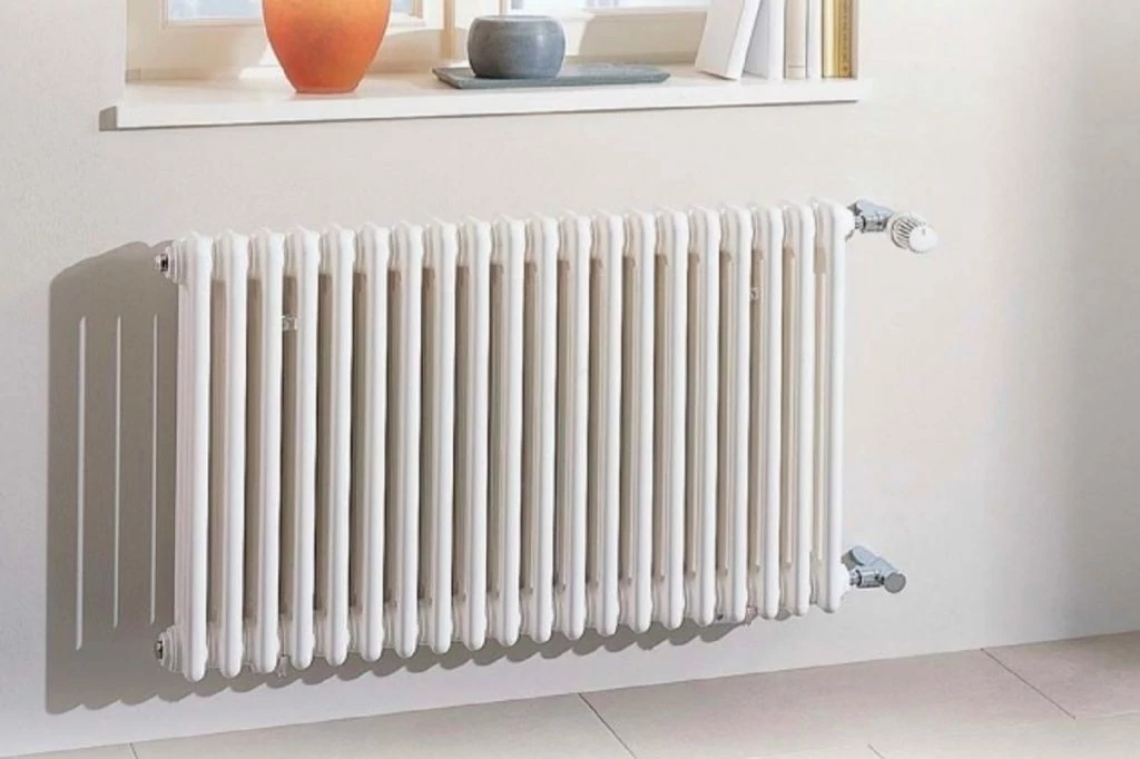 Радиатор Zehnder 2056/26 с боковым подключением