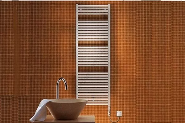 Полотенцесушитель электрический Zehnder Toga TEC-120-050/DD
